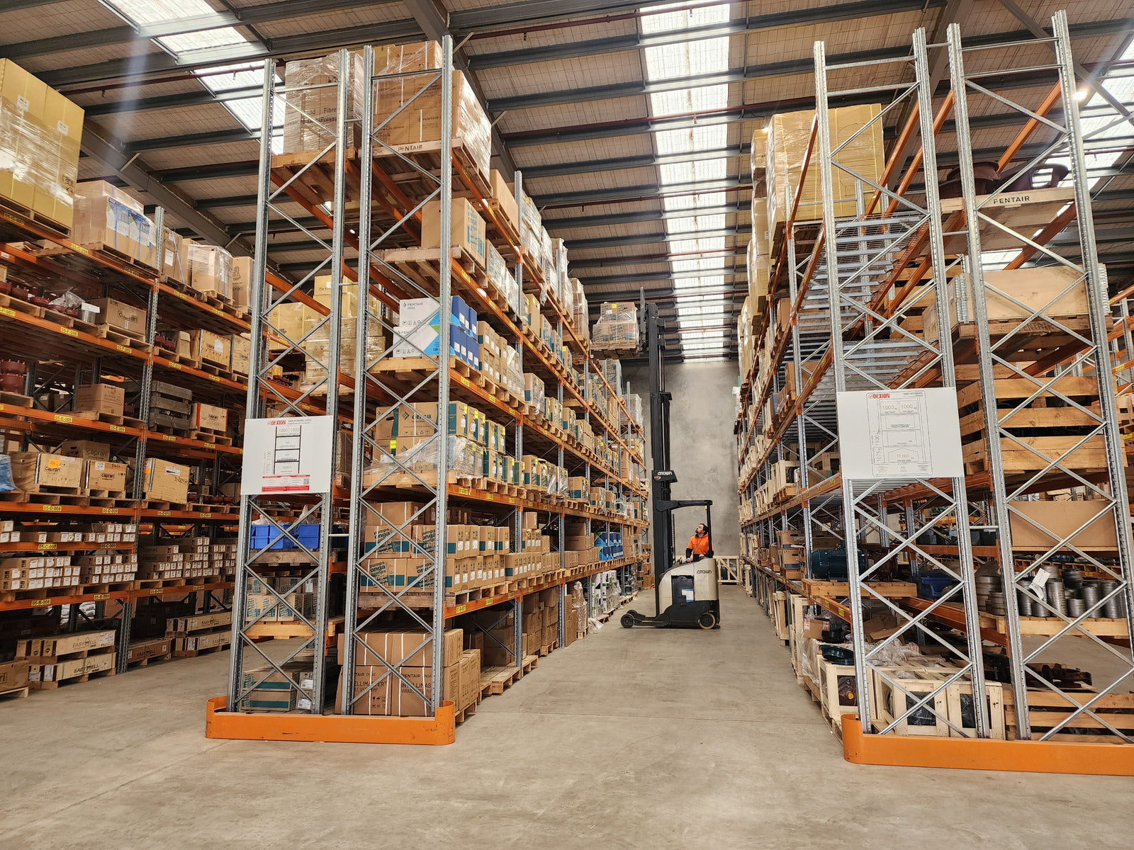 Commercial Buildings & Facilities